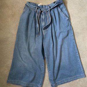 LIMITED EDITION LEVIS; SPRING 2018 COLLECTION